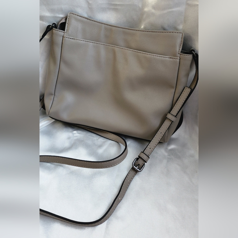 Taupe Crossbody Bag with Zip Details - Picture 4 of 6